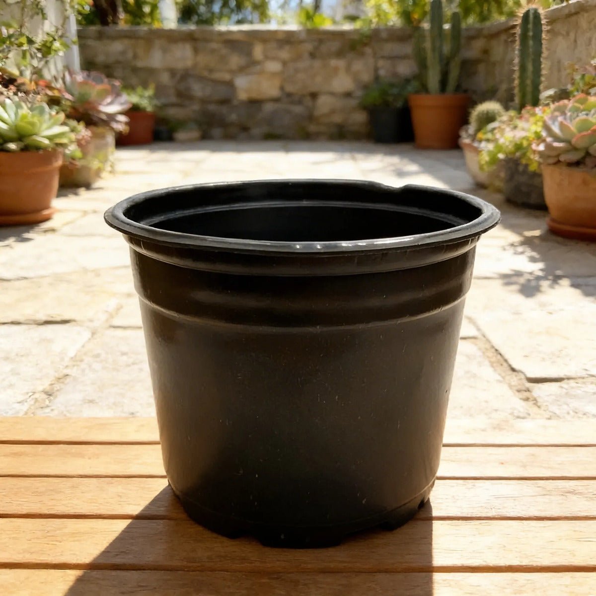 Pote Holambra NP13 Preto Nutriplan - 100 unid. - Zanagro